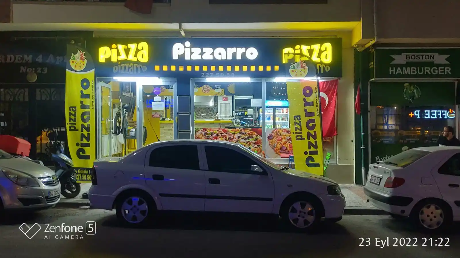 Pizzacı Yelken Bayrağı-8